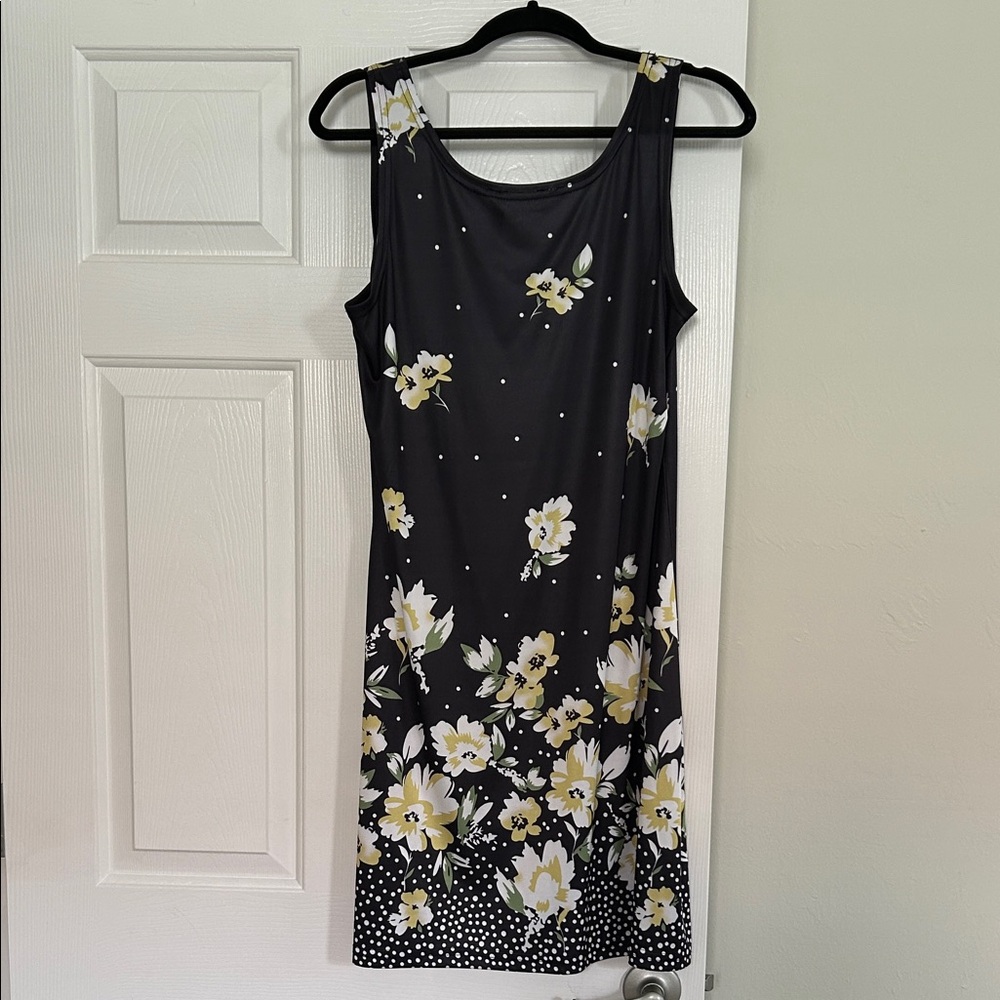 Tango Mango Chic Black Floral Midi Dress